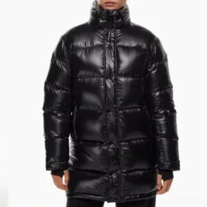 Aritzia Super Puff Mid Length